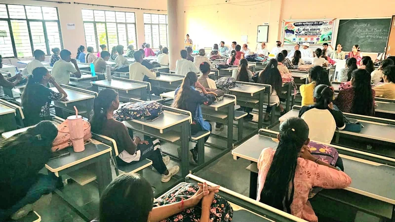 ‘मेरे सपनों का भारत’ विषय पर भाषण एवं चित्रकला प्रतियोगिता आयोजित सेवा संकल्प अभियान के अंतर्गत विद्यार्थियों…